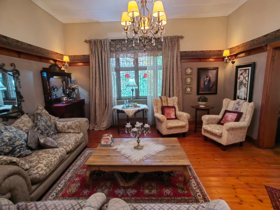 5 Bedroom Property for Sale in Parys Free State